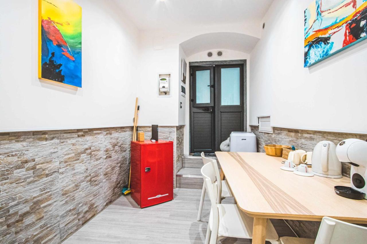 باري The Castle Apartment المظهر الخارجي الصورة