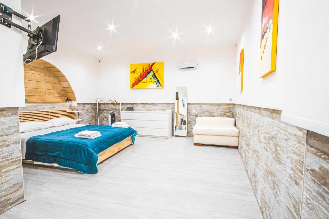 باري The Castle Apartment المظهر الخارجي الصورة