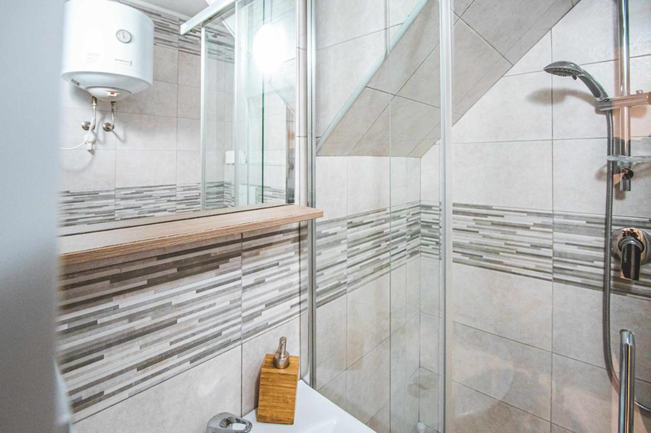 باري The Castle Apartment المظهر الخارجي الصورة